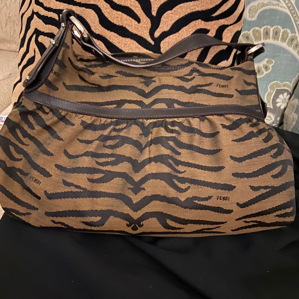 Fendi Tiger chef EC